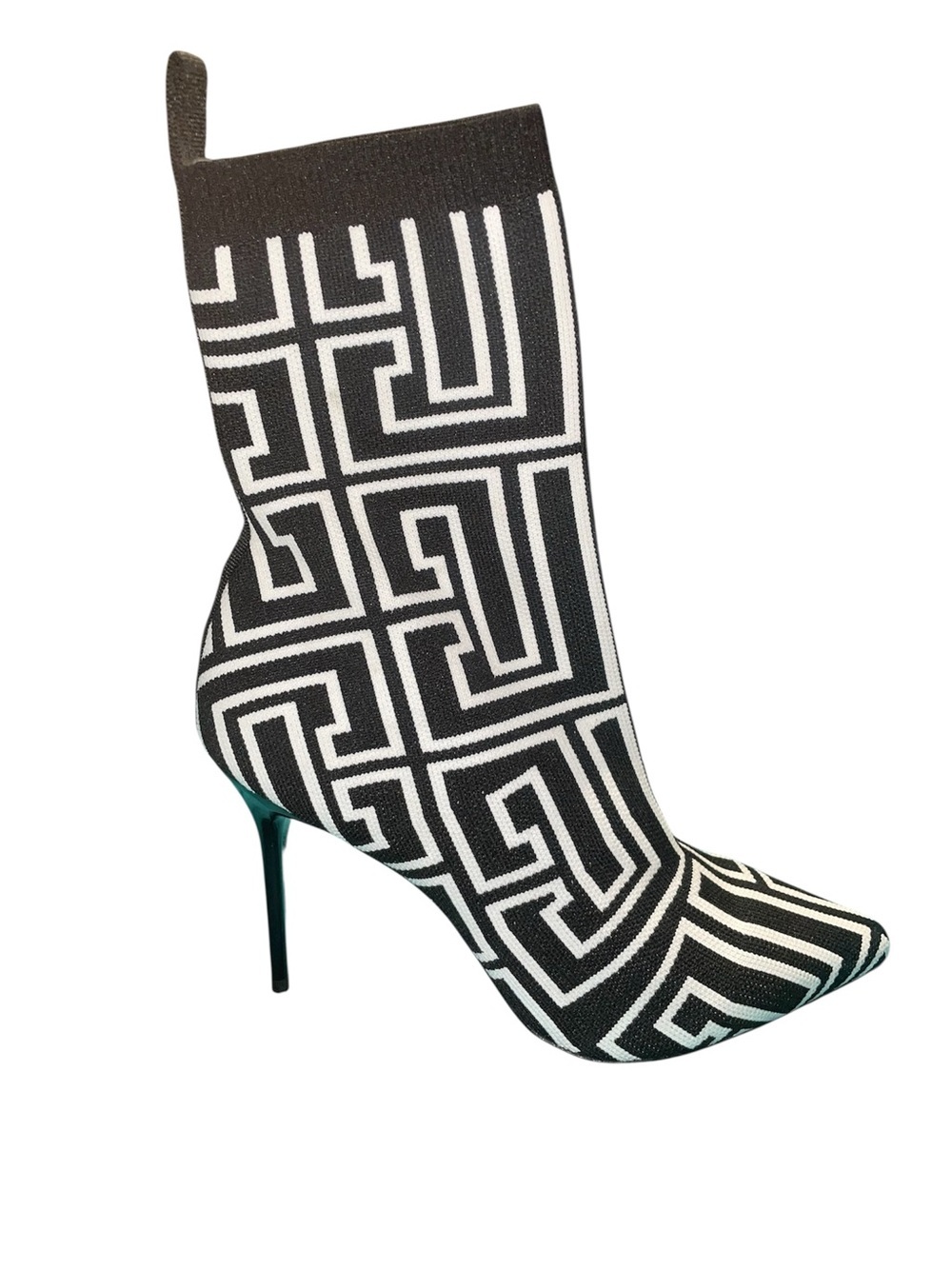 Balmain *INSPIRED* SKYE Monogram
Black Sock Boots